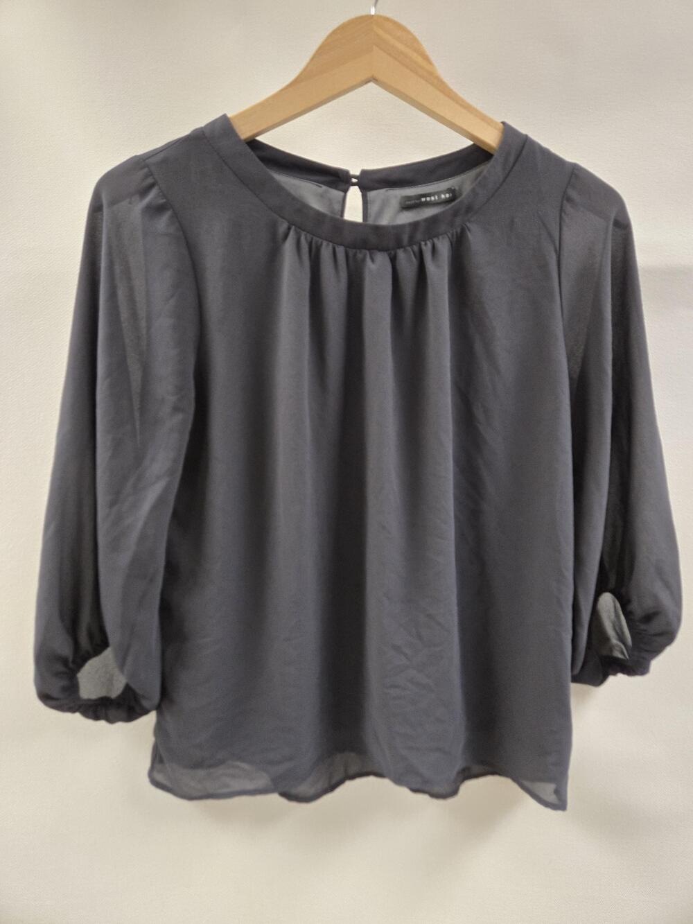 West Kei Blouse Womens Small 3/4 Sleeve Pullover Keyhole Back Lightweight Top